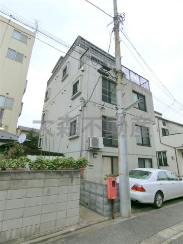 パレ山王の外観