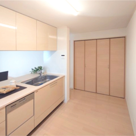 川崎市多摩区長尾七丁目戸建のキッチン