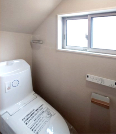 川崎市多摩区長尾七丁目戸建のトイレ