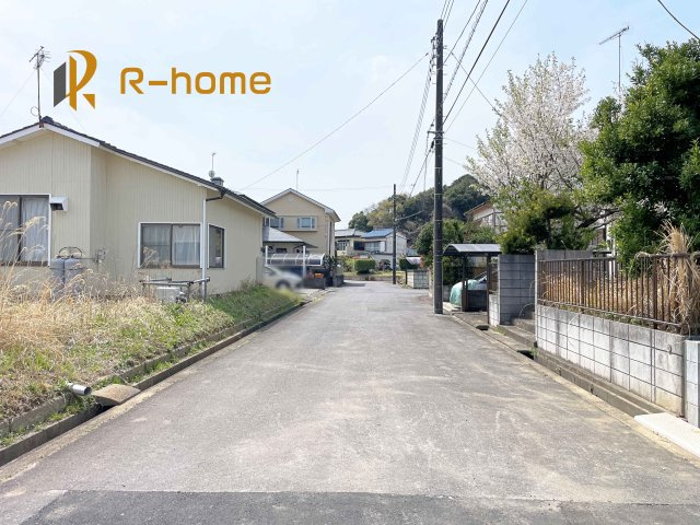 つくば市自由ケ丘第8　新築戸建て　1号棟の前面道路含む現地写真|『今から見たい！』大歓迎です♪
お気軽にＲ－ｈomeまでお問い合わせください。