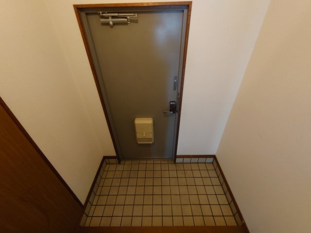 【玄関】 | 五月ハイツ