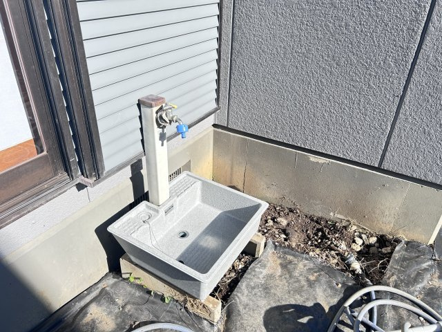 外水栓。庭でのガーデニングやバーべキュウなどにも重宝されます。