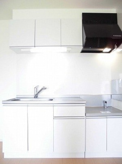 【キッチン】 | ファインアニメート・サザン | コンパクトなキッチンで掃除もラクラク