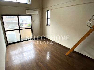  | オレンジハウス