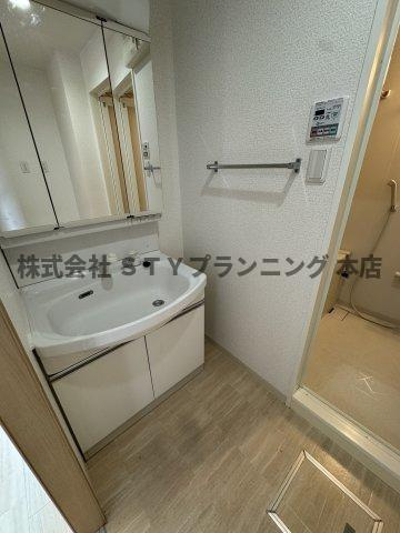 仲介手数料０円！プロビデンス池下の独立洗面台