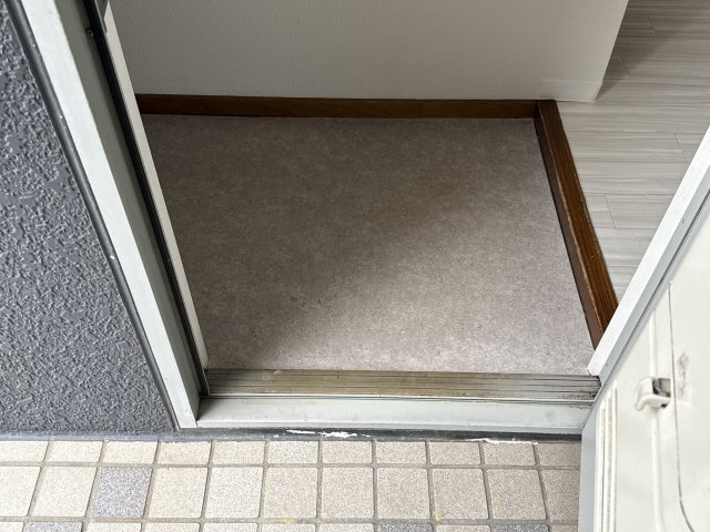 ヒダリタカバネ526の玄関