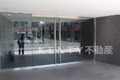 【エントランス】 | イプセ蒲田WEST | 清潔なエントランスです