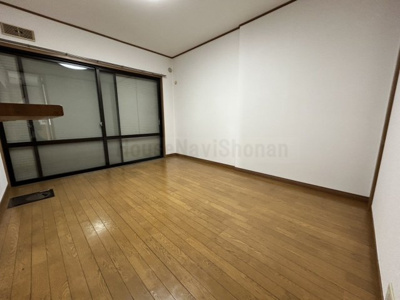 【居間・リビング】 | ビーライン湘南Ⅱテラスハウス