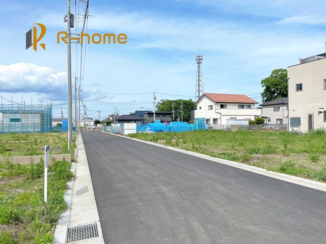 水戸市見川18期　新築戸建て　1号棟の前面道路含む現地写真|周辺環境も併せて案内致します♪
閑静な住宅地で笑顔あふれる新生活！
ぜひ現地へお越しください♪