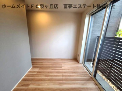 【洋室】 | フォレスト上野芝 | 5.1帖洋室