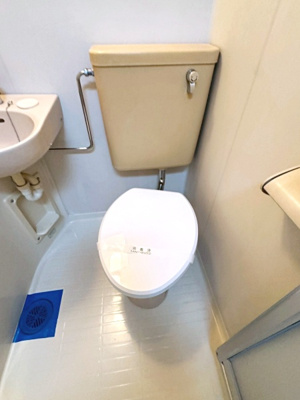 【トイレ】 | ル・スチュディオヨシ | お掃除のしやすいユニットタイプ