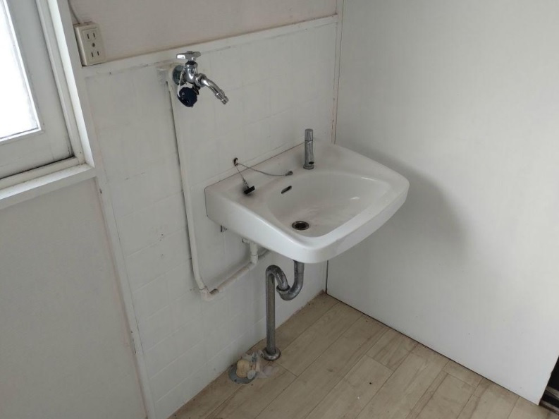 塩屋町字南谷　中古戸建の洗面所