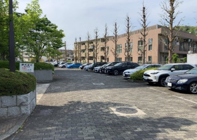 【駐輪場】 | エステ・スクエア成瀬壱番館 | マンションの駐輪場は、事前に空きがあるか確認を取ると安心です。せっかく入居したのに駐輪スペースがない！なんてことになったら大変ですよね。そこで、内見時や購入前にはまず事前に確認しておくと良いでしょう。