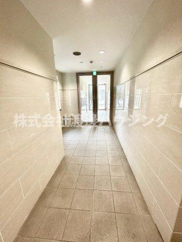 フローレンス江坂のエントランス