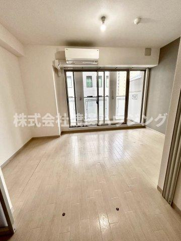 フローレンス江坂の寝室