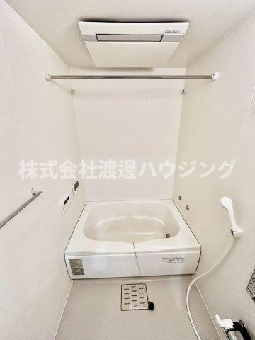 フローレンス江坂の浴室