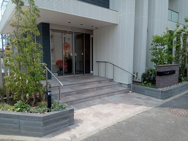 (シニア限定)ヘーベルVillage上石神井のエントランス|★安心のオートロック★