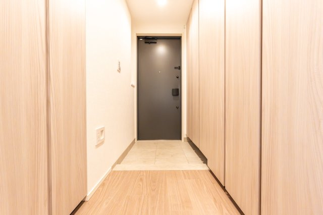 ジオタワー堺筋本町の玄関