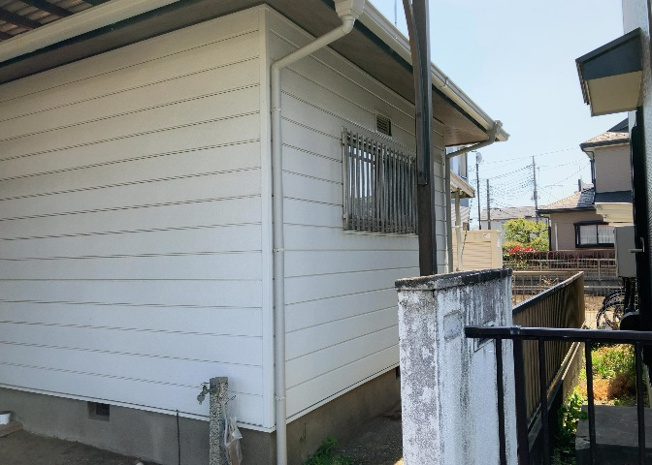 【構造・工法・仕様】 | 木造住宅とは土台、壁、柱など建築物の強度を支える構造体の材に木が使用されている構造を指します。構造体は建物の自重を支えるだけではなく風圧や水圧、積裁荷重などあらゆる衝撃に耐えるための基礎です。
