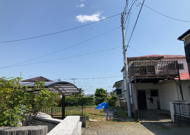 【展望】 | 土地の地勢が高台の場合、景色を綺麗にみることができ、景色にこだわってお家探ししている方におすすめです！また平坦地よりも風通しがいいというメリットがあります。デメリットもあるので是非現地でご確認下さい。