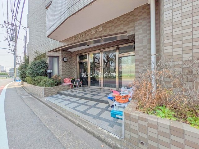 センチュリー大泉学園のエントランス