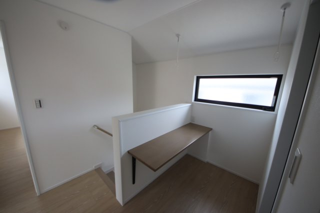 《仲介手数料無料》緑区芝原２丁目16-15(B号棟)新築一戸建ての内装|撮影日 2024年4月13日 13:00 晴れ