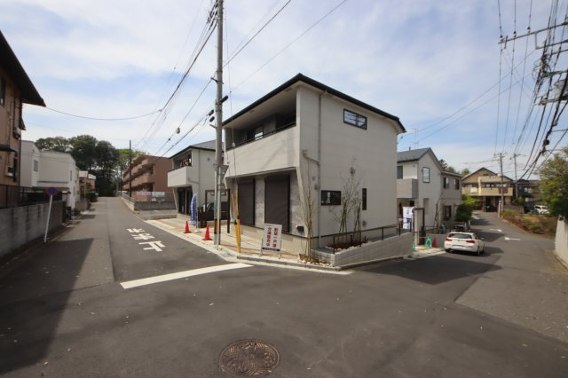 《仲介手数料無料》緑区芝原２丁目16-15(B号棟)新築一戸建ての外観|撮影日 2024年4月13日 13:00 晴れ