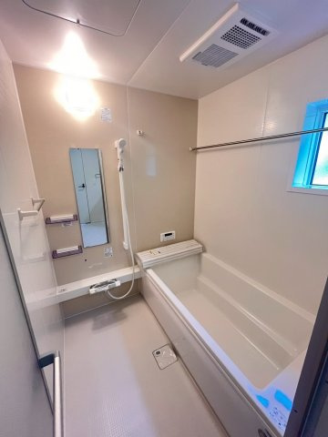前橋市南町二丁目２４－１期　ＬＩＮＡＧＥ　2号棟の浴室