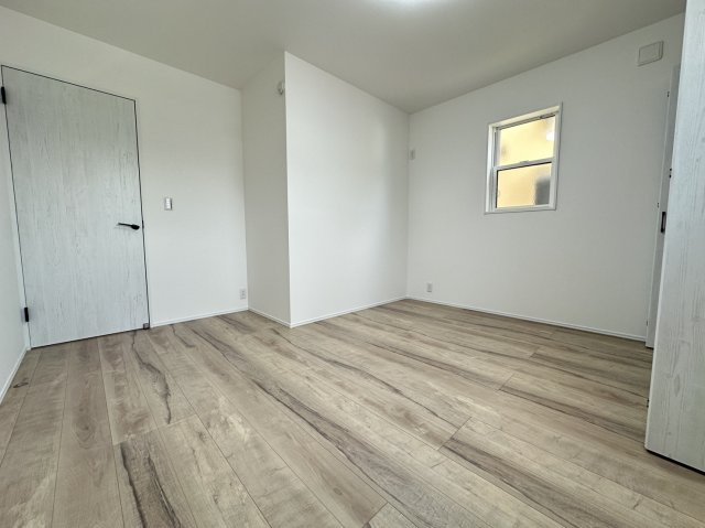 藤沢市葛原デザイナーズハウスの洋室