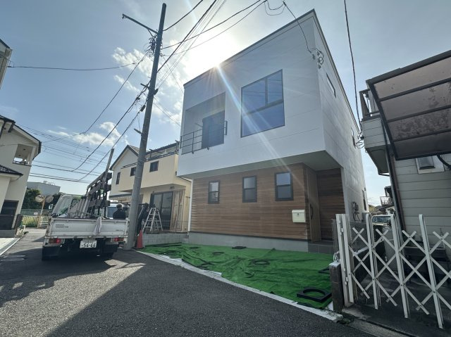 藤沢市葛原デザイナーズハウスの外観