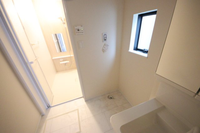 《仲介手数料無料》緑区宮本２丁目29-6(I号棟)新築一戸建てハートフルタウンのランドリースペース|撮影日 2025年5月25日 17:00 曇り