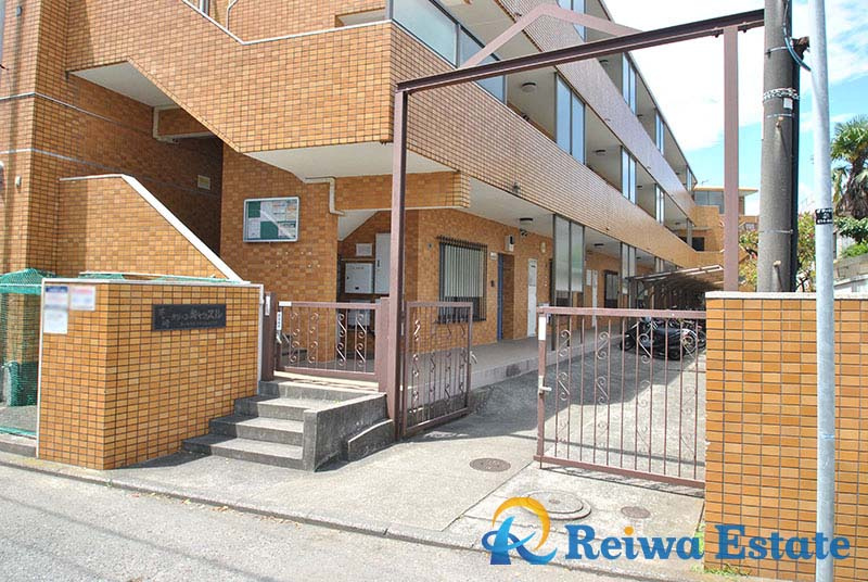 クリーンキャッスル茅ヶ崎のエントランス