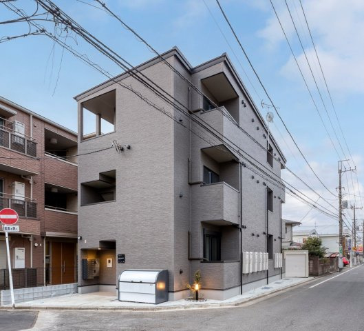 CRASTINE常盤平の外観