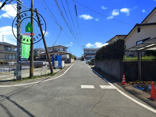 菊池郡菊陽町原水第3-3棟（1号棟）の前面道路含む現地写真|前面道路です。