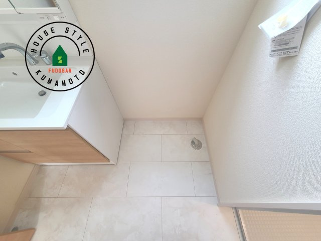 菊池郡菊陽町原水第3-3棟（1号棟）の内観：施工例|ランドリースペースとなります。広々して有効的にご使用できます。 