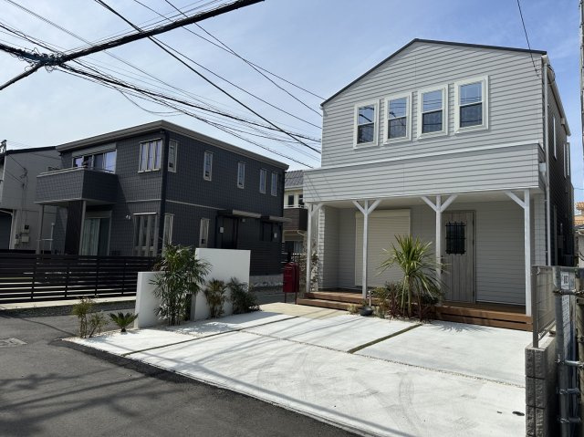 藤沢市片瀬海岸３丁目　戸建