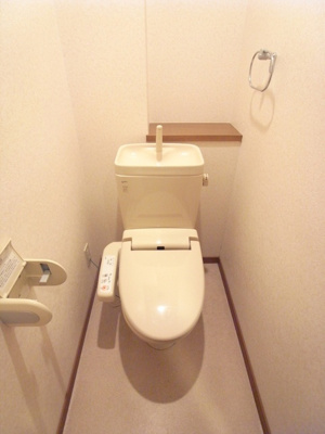 【トイレ】 | リバージュ中井 | 清潔感のあるトイレです