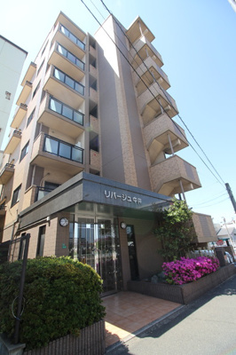 【エントランス】 | リバージュ中井 | 落ち着いたエントランスです