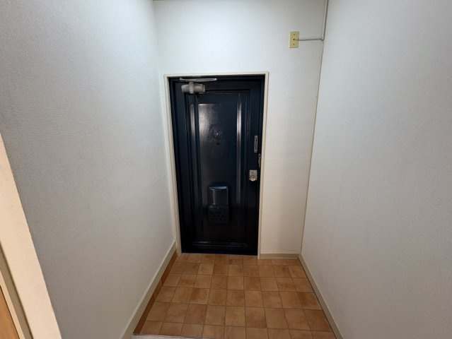住吉ハイツ(I)の玄関