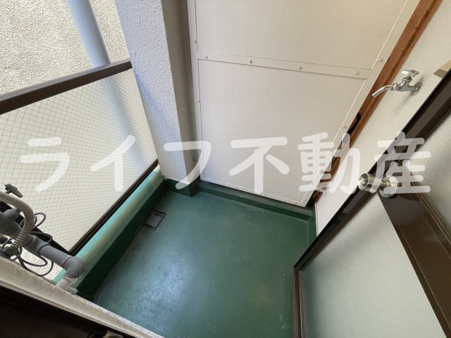 リトル菱屋西のバルコニー|広々としたバルコニーです