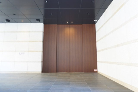 グランドメゾン上町台ザ・タワーのエントランス