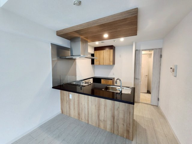 JOY橿原のキッチン|分譲マンション仕様のシステムキッチン ※写真は施工例です