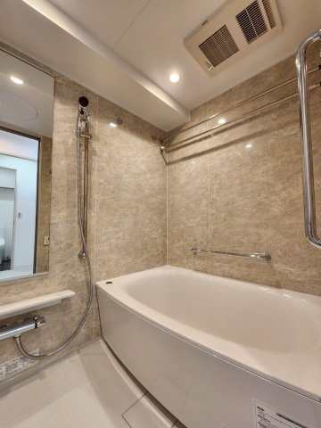 JOY橿原の浴室|浴室乾燥機付きのハイグレードなバスルーム 