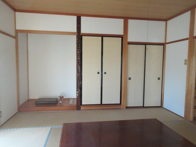 湖南市中央4丁目の和室