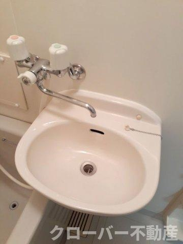 ラムール雅の洗面所