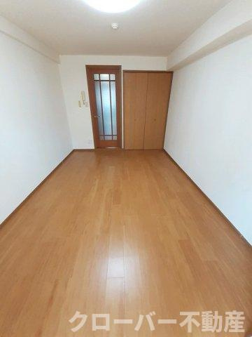 ラムール雅の居間・リビング