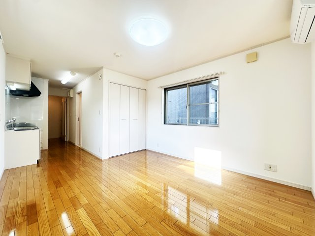 花ぽーとIIの居間・リビング|使いやすい居間です