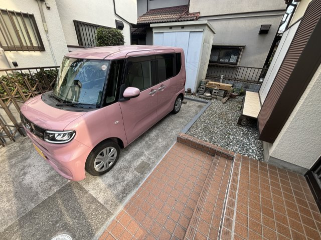 岩槻区加倉5丁目戸建の駐車場|駐車場完備です