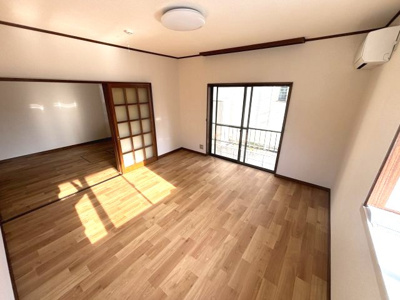 【居間・リビング】 | 岩槻区加倉5丁目戸建 | おしゃれなリビングです