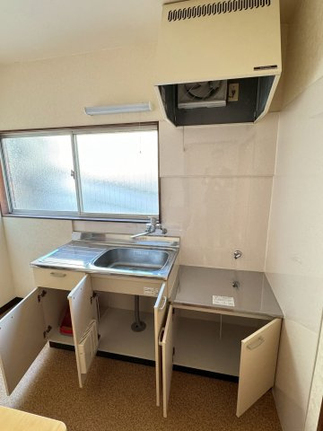 蓮田ビルのキッチン